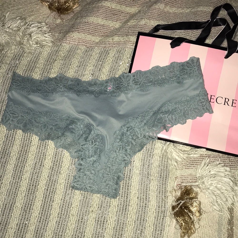 Bundle and save! Pink NWT lace trim cheekser
